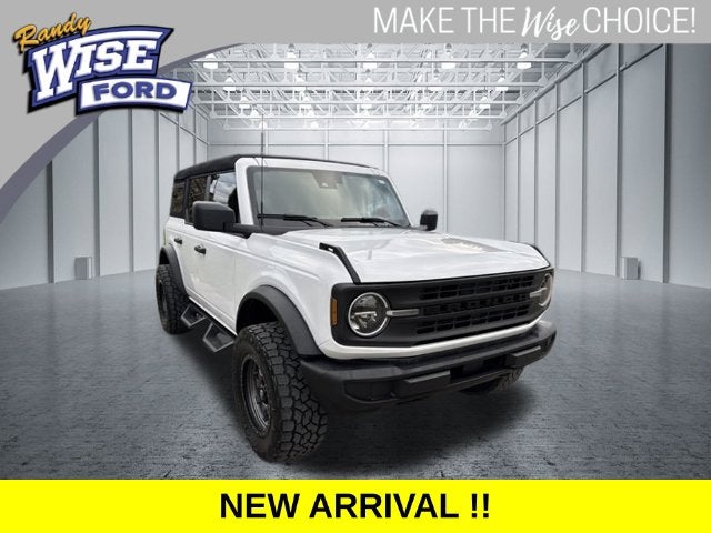 2023 Ford Bronco Base