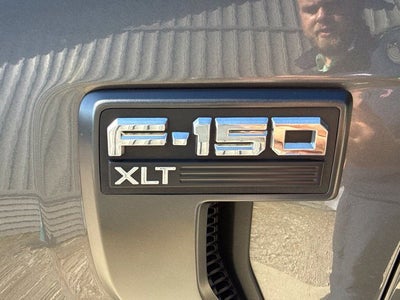 2022 Ford F-150 XLT V8