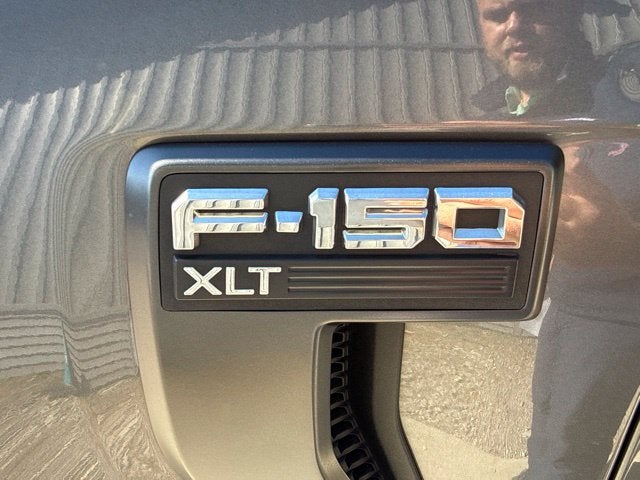 2022 Ford F-150 XLT V8