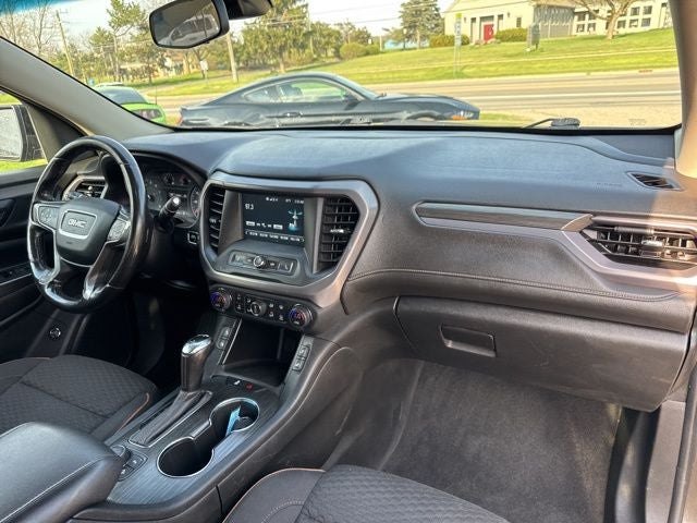 2019 GMC Acadia SLE-2