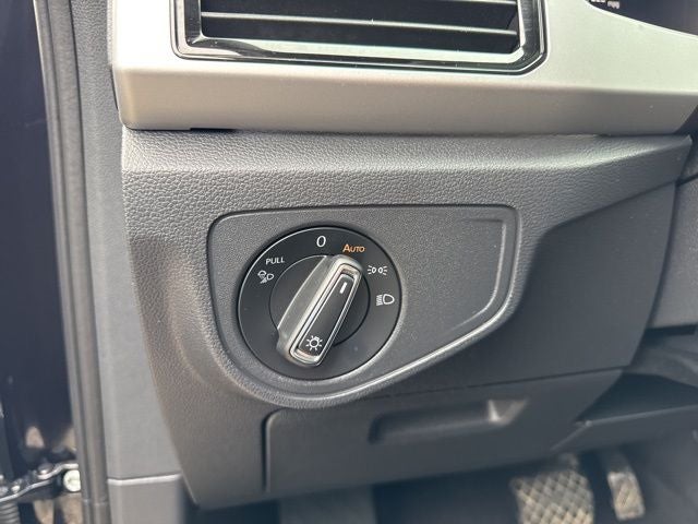 2023 Volkswagen Atlas Cross Sport 3.6L V6 SEL